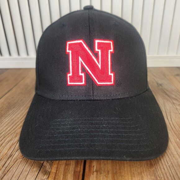 Nebraska Cornhuskers Adidas Big N Strapback Hat Cap Black Red NCAA College Sport - Picture 2 of 11